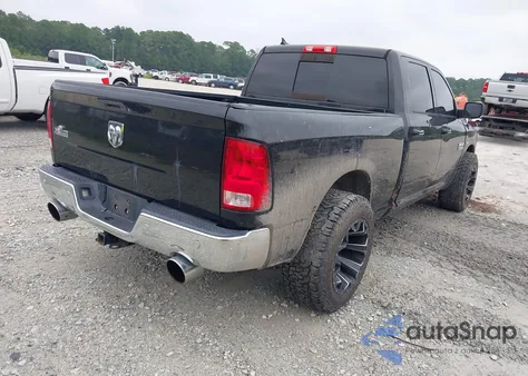 2017 Ram 1500 Big Horn 4X2 6'4 Box z USA, uszkodzony, nr VIN 1C6RR6TT1HS735552